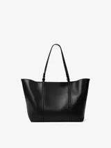 Bolso tote negro de cuero liso con doble asa de hombro, correa bandolera ajustable y extraíble, cierre a presión, cuenta metálica plateada grabada, bolsillo interior con solapa y cremallera, herrajes metálicos plateados y logo grabado.