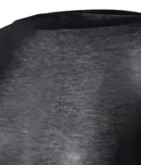 Blusa de manga larga con transparencia, confeccionada en viscosa y elastano. Presenta un diseño ajustado al cuerpo, cuello redondo y textura sutil, ideal para usar en capas.