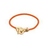 Pulsera de cuero trenzado color naranja con cierre de mosquetón entrelazado bañado en oro de 18k.