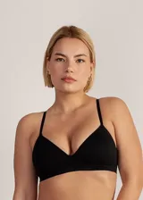 Soutien triangular negro de microfibra preformado, sin costuras ni aro, con breteles regulables.