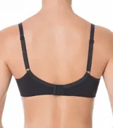 Soutien blanco con copa preformada, aro y breteles regulables.