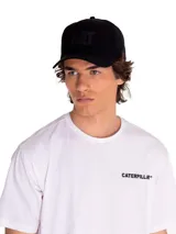 Gorro negro de gabardina con logo CAT bordado en el frente. Tiene visera curva y banda elástica de ajuste.
