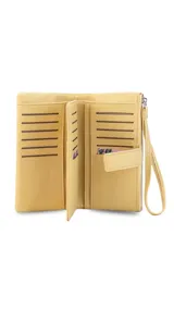 Billetera Lincoln's de mujer en color negro, confeccionada en símil cuero con textura granulada. Presenta un diseño rectangular con cierre de broche, bolsillo frontal con cierre metálico, correa de mano extraíble y logo de la marca grabado en el frente.