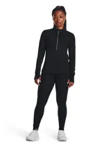 Buzo deportivo de media cremallera, diseñado para running. Presenta cuello alto, mangas largas con orificios para los pulgares y abertura para reloj en la muñeca izquierda. Confeccionado en tejido elástico que absorbe el sudor y se seca rápidamente.