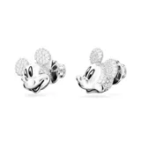 Par de caravanas de botón con la forma de la cabeza de Mickey Mouse, adornadas con cristales transparentes y baño de rodio.