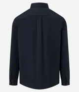 Camisa de manga larga Marfinno en tejido de sarga color gris, con cuello camisero, cierre frontal de botones y dos bolsillos frontales con solapa y botón.