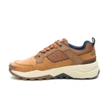 Championes Caterpillar modelo Grapple Leather, color tostado con detalles en marrón oscuro y suela de goma en tono crema. Presenta diseño robusto con paneles de cuero y malla, cordones al tono y logo de la marca en el lateral.