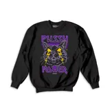 Buzo de cuello redondo y manga larga, color negro, con estampado gráfico frontal que presenta la cara de un gato con rayos amarillos en los ojos y el texto 'Pussy Pawer' en color violeta.