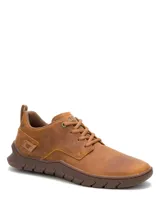 Championes Caterpillar modelo Flexion Lo para hombre, confeccionados en cuero marrón con suela de goma estructurada y cordones al tono.