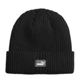 Gorro tipo beanie de punto acanalado en color negro, con vuelta en el borde y parche rectangular con el logo de Puma en la parte frontal.