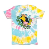 Remera de algodón con estampado frontal de estilo caricatura que representa a un personaje con auriculares y gorra, rodeado de humo y el texto 420. Presenta un diseño de teñido tipo tie-dye en tonos azul, amarillo y rosado.