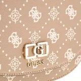 Cartera tipo bandolera Guess modelo Emelie, color marrón con estampado de monograma y logo de la marca en el frente. Presenta solapa con cierre metálico, detalles de cadena en los laterales y correa ajustable extraíble.