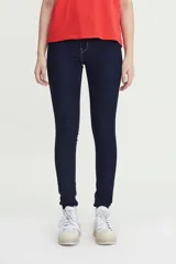 Jeans super skinny de tiro alto, color azul oscuro.