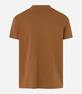 Remera básica de hombre con corte comfort, cuello redondo y manga corta. Confeccionada en tejido de media malla con textura acanalada.