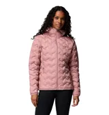 Campera técnica Columbia modelo Delta Ridge II, color rosa, con tecnología HeatSeal™ de construcción sin costuras y aislamiento de plumón. Cuenta con cierre frontal completo, capucha integrada y bolsillos laterales con cremallera.