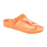 Sandalia tipo ojota Birkenstock modelo Gizeh, confeccionada en material EVA ligero y flexible, color naranja. Presenta diseño de tira de dedo con hebilla ajustable lateral y plantilla anatómica.