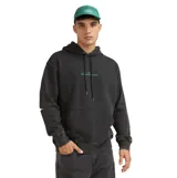 Canguro Quiksilver con capucha y bolsillo frontal tipo canguro, en color negro con efecto lavado y logo bordado en verde en el pecho.