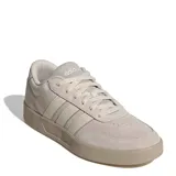 Championes Adidas modelo Breaknet 3.0, color beige con diseño monocromático. Presentan las icónicas tres tiras laterales, cierre con cordones y suela de goma al tono.