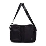 Cartera bandolera negra de tela con correa ajustable y múltiples bolsillos frontales con cierre.