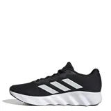 Championes de running Adidas modelo Switch Move, color negro con las icónicas tres tiras laterales en color blanco. Presentan una capellada de malla técnica transpirable y una entresuela de EVA con diseño ondulado que proporciona amortiguación y soporte.