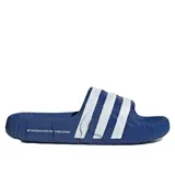 Sandalias Adidas Adilette 22 azules con tres tiras blancas.