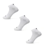 Pack de tres pares de medias cortas Puma, color blanco, con logo de la marca en el tobillo y en la puntera.