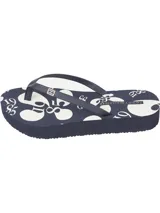 Ojotas Tommy Hilfiger con plataforma pequeña, base azul marino y tiras azules con logo de la marca. Plantilla estampada con flores y números en blanco.