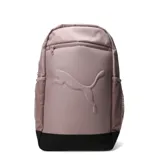 Mochila Puma modelo Buzz, color rosa viejo con base negra. Presenta el logo de la marca en relieve en el frente, bolsillo frontal con cierre, compartimento principal y bolsillos laterales de malla.