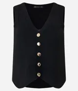 Chaleco sin mangas de tejido de punto negro, con escote en V y cierre frontal mediante una hilera de botones metálicos dorados.