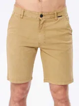 Bermuda de gabardina color azul piedra, con bolsillos laterales y traseros.