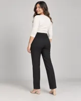 Pantalón de vestir negro de corte recto, con faja de algodón elastizado para maternidad y línea marcada al frente.