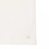 Remera Lacoste Sport de manga corta y cuello redondo en color blanco, con gran estampado del cocodrilo característico de la marca en el pecho.