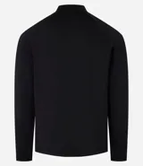 Remera deportiva térmica negra de manga larga con cuello alto.