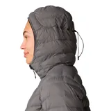 Campera acolchada con capucha de la marca Mountain Hardwear, modelo Deloro Down. Presenta un diseño técnico con cierre frontal completo, bolsillos laterales con cremallera y puños con terminación elástica en color contrastante.