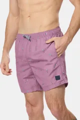 Short de baño color lila con estampado de flamencos, con cintura elástica y cordón ajustable, bolsillos laterales y suspensor de malla fina.