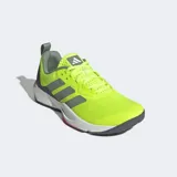 Championes de entrenamiento Adidas Rapidmove 2, color amarillo neón con detalles en gris y blanco. Presentan un diseño de malla transpirable, mediasuela con tecnología Lightstrike para mayor amortiguación y reactividad, y sistema de atado ajustable.