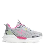 Championes deportivos de mujer en color azul marino con detalles en rosa y celeste. Presentan un diseño de malla transpirable, cierre con cordones y suela blanca con textura alveolar.