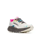 Zapatillas de running todoterreno Merrell Promorph, color blanco con detalles en gris, fucsia, turquesa y verde lima. Cuenta con suela Vibram y mediasuela amortiguada con efecto salpicado.