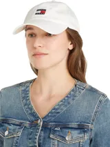 Gorra de béisbol blanca de algodón con logo de Tommy Jeans bordado en el frente.