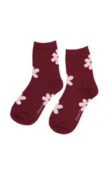 Par de medias de caña media color bordó con estampado de flores en color rosado claro.
