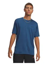 Remera deportiva Under Armour de manga corta, color azul con textura jaspeada y logo de la marca en contraste en el pecho. Presenta un corte holgado y tejido técnico transpirable.