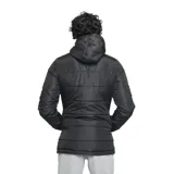 Campera Umbro Parka New Classic negra con capucha y logo blanco en el pecho y en la parte inferior.