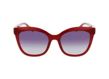 Lentes de sol INVU modelo B2328D, con montura roja de acetato y lentes polarizadas con degradé de violeta a gris.