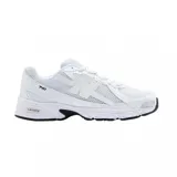 Championes urbanos New Balance modelo 740, color blanco con detalles en negro en la suela. Confeccionados en malla técnica y materiales sintéticos, cuentan con tecnología ABZORB en la entresuela para mayor amortiguación.