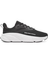 Zapatillas deportivas Under Armour modelo Rogue 6 para mujer, color negro con entresuela blanca gruesa y logo de la marca en el lateral. Presentan capellada de malla transpirable y cordones negros.