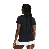 Remera negra de mujer Under Armour, corte clásico, cuello redondo y logo estampado en el pecho.