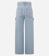 Pantalón de jean negro con corte recto, cintura alta, trabillas y bolsillos cargo laterales.