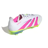 Championes de fútbol Adidas Predator League FG/MG, color blanco con detalles en rosa y verde.