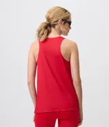 Musculosa deportiva Get Over en microfibra negra, de calce suelto, con escote redondo y perforaciones láser para ventilación.