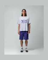 Camiseta gris melange de algodón orgánico, con corte regular y estampa serigrafiada frontal con efecto vintage de la marca TwoJeys.